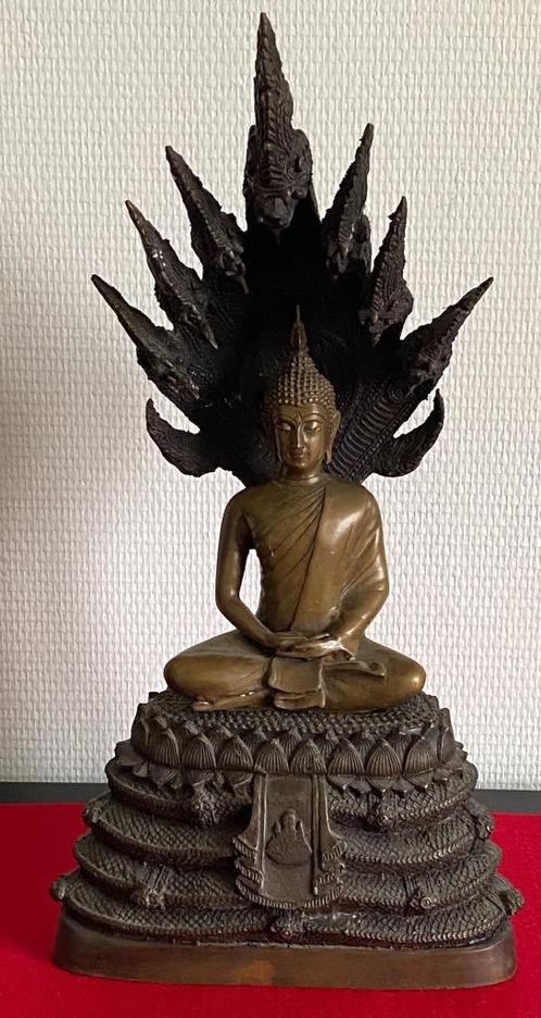 Bronzen Boeddha „NAGA” op slangentroon, Antiek en Kunst, Kunst | Niet-Westerse kunst, Ophalen of Verzenden
