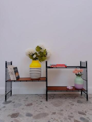 Etagère vintage MULTISTRUX beschikbaar voor biedingen