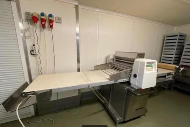 Rondo lamineermachine, snijtafel, Zakelijke goederen, Horeca | Food, Brood en Banket, Ophalen