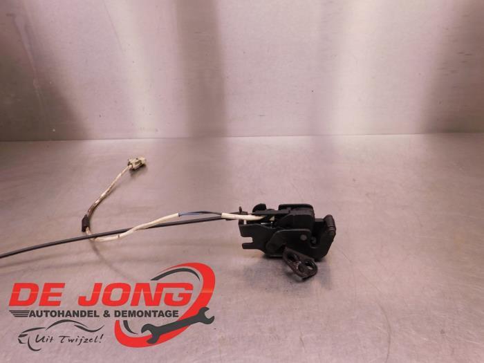 Deurslot Mechaniek 4Deurs links-achter van een Ford Ranger, Auto-onderdelen, Carrosserie, Gebruikt, 3 maanden garantie, Ophalen of Verzenden