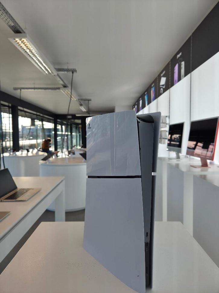 PS5 Slim Digital—SSD de 500 Go|Parfait état|Garantie de 2ans, Consoles de jeu & Jeux vidéo, Consoles de jeu | Sony PlayStation 5