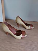 Mooie, beige schoenen met elegante hak van 8 cm, maat 37, Comme neuf, Beige, Escarpins, Mel & Co