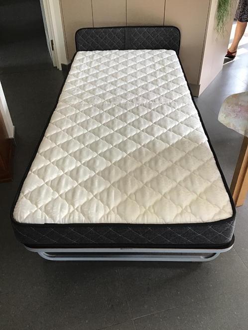 opklapbed - vouwbed met matras 200 cm op 90 cm, Huis en Inrichting, Slaapkamer | Bedden, Nieuw, 90 cm, 200 cm, Ophalen