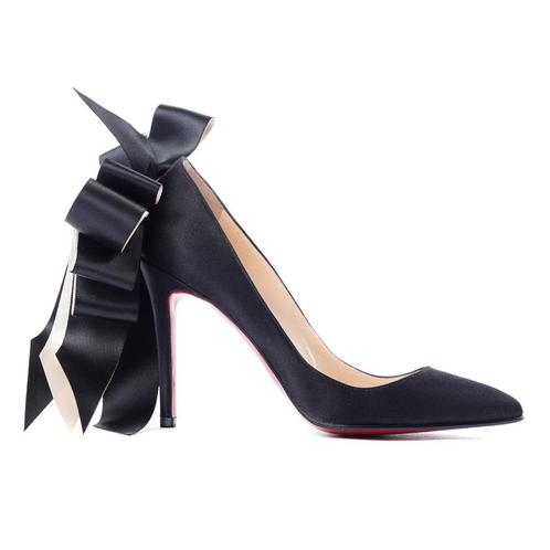 Christian Louboutin Anemone Zwart 37,5, Kleding | Dames, Schoenen, Zo goed als nieuw, Pumps, Zwart, Ophalen