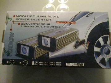 Omvormer 1000W 24VDC IN / 230VAC UIT -nieuw in de doos beschikbaar voor biedingen