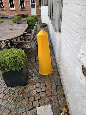 Colonne Mancave, Enlèvement ou Envoi