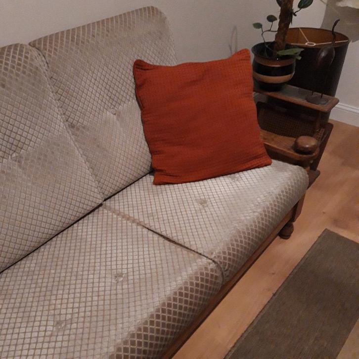 3zit zetel houten onderstel, beige kussens, Huis en Inrichting, Zetels | Complete zithoeken, Zo goed als nieuw, Hout, Stof, Ophalen