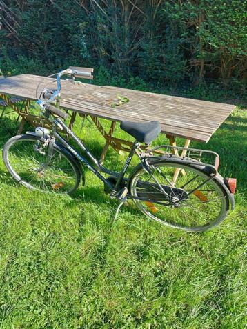 DAMESFIETS  beschikbaar voor biedingen