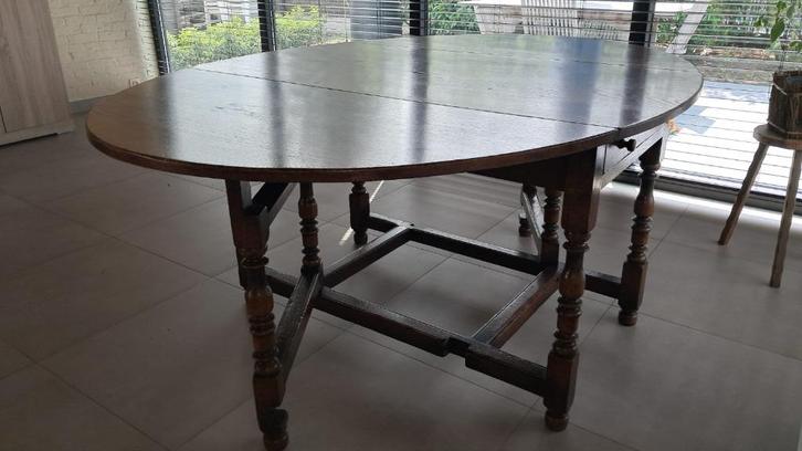 tafel en stoelen TICHMARSH en GOODWIN, Huis en Inrichting, Tafels | Eettafels, Gebruikt, 100 tot 150 cm, 150 tot 200 cm, Vier personen