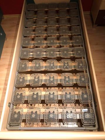 Bedbodem Luxaflex grijs, Huis en Inrichting, Slaapkamer | Bedden, Overige materialen, 90 cm, Eenpersoons, Ophalen of Verzenden
