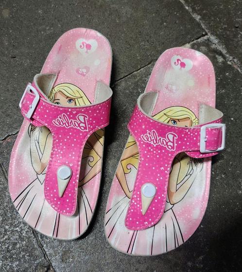 Barbie teensloefen maat 35, Kinderen en Baby's, Kinderkleding | Schoenen en Sokken, Gebruikt, Overige typen, Meisje, Ophalen of Verzenden
