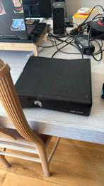 Xbox 360 met 2 speletjes en 1 controller, Games en Spelcomputers, Spelcomputers | Xbox 360, Ophalen, Met 1 controller, 250 GB