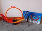 Hot Wheels loop (op batterijen) + 1 race auto, Kinderen en Baby's, Speelgoed | Racebanen, Ophalen, Met looping, Racebaan, Gebruikt