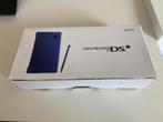 Nintendo DSi-console + doos + stylus + oplader (compleet), Games en Spelcomputers, Ophalen of Verzenden, Zo goed als nieuw, Blauw