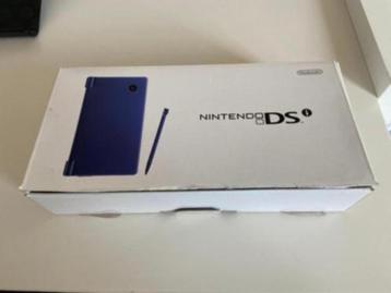 Nintendo DSi-console + doos + stylus + oplader (compleet) beschikbaar voor biedingen