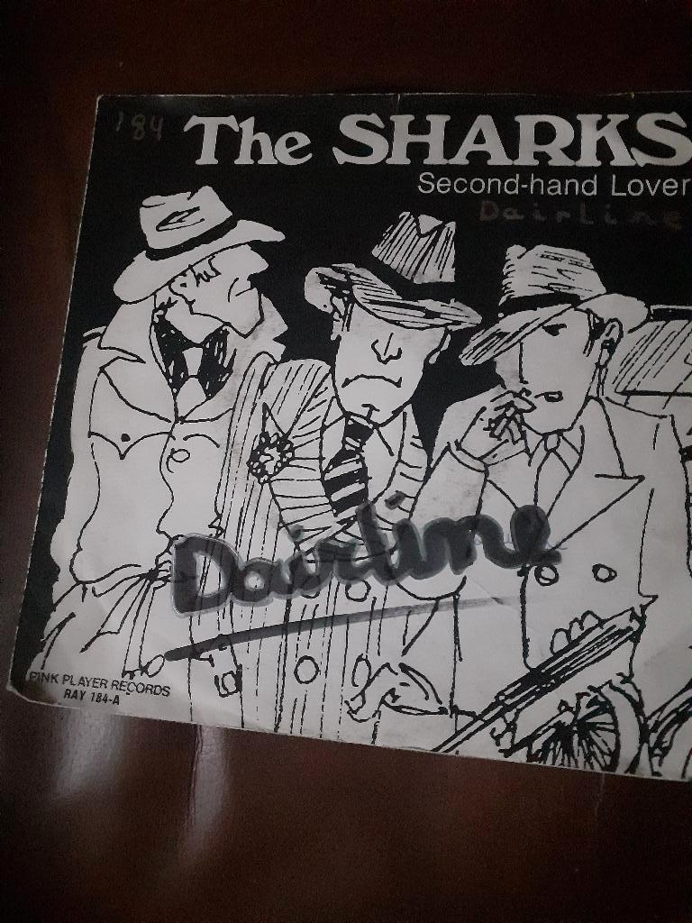 45T Sharks : Second-hand lover / Darling street (Belpop), Enlèvement ou Envoi