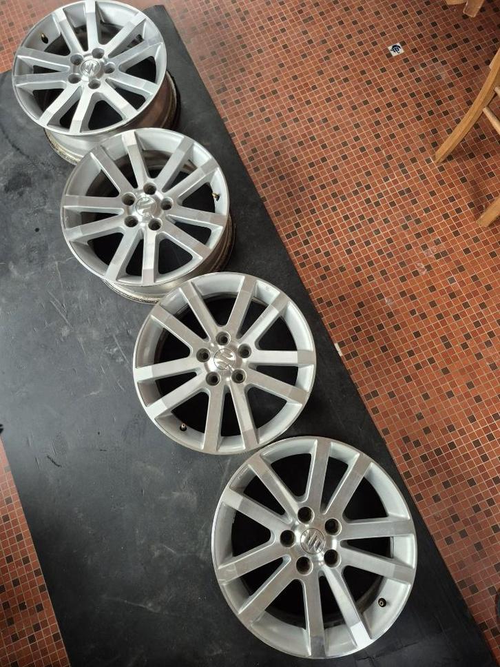 Jantes Suzuki; 5x114,3; Al 60,1; 17x6 1/2, Autos : Pièces & Accessoires, Pneus & Jantes, Jante(s), Autre, Enlèvement