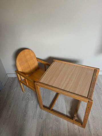 Houten kinderstoel met tafeltje, Kinderen en Baby's, Ophalen, Zo goed als nieuw