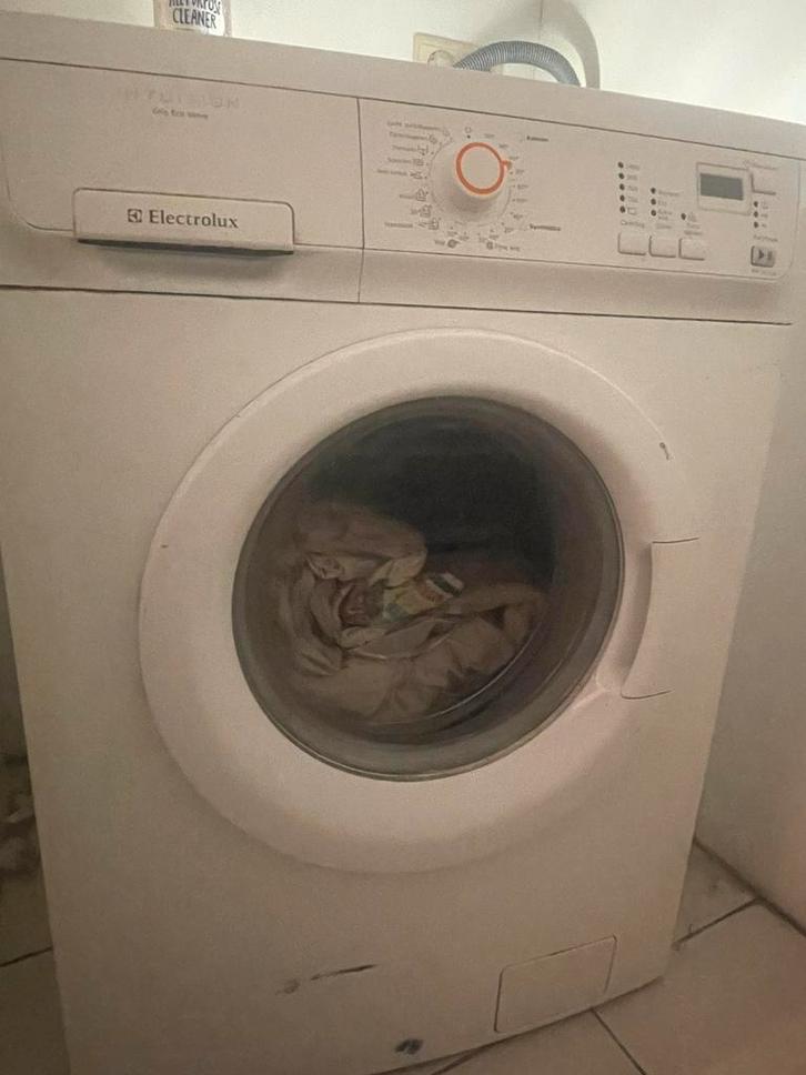 Gratis Ophalen Wasmachine, Elektronische apparatuur, Wasmachines, Zo goed als nieuw, Voorlader, Ophalen