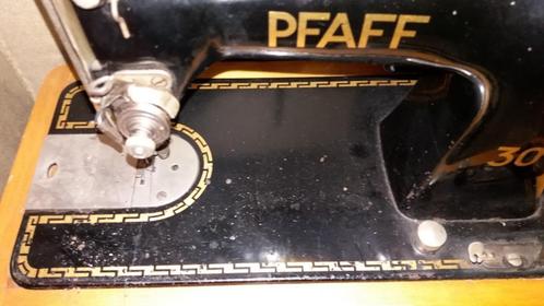 Pfaff 30 trapnaaimachine, Antiek en Kunst, Antiek | Naaimachines, Ophalen