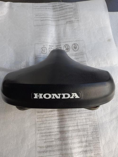 Honda camino onderdelen, Fietsen en Brommers, Brommeronderdelen | Algemeen, Zadel, Ophalen