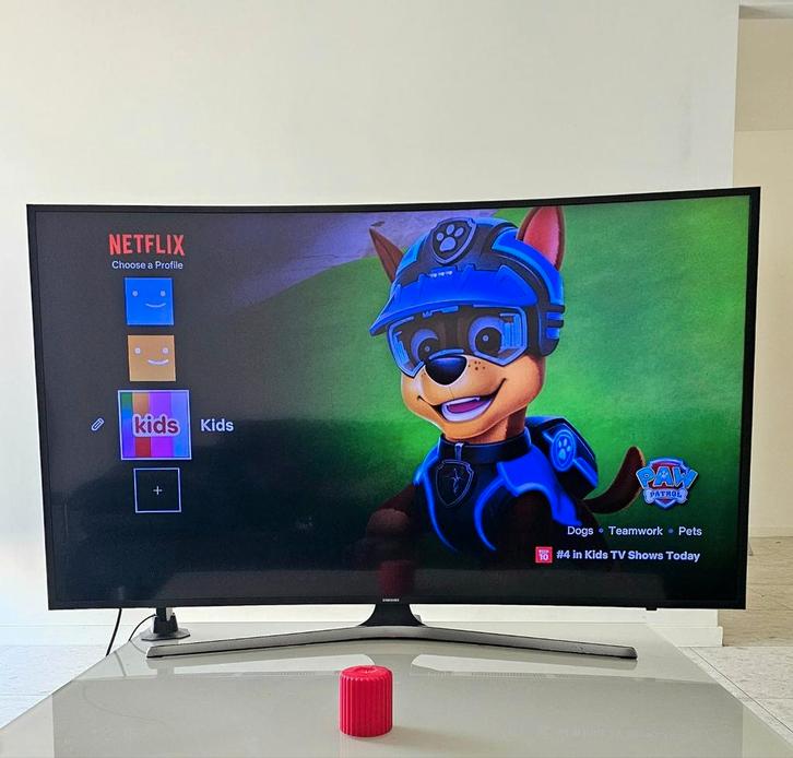 Samsung 55" - Curved 4K UHD Smart TV | Kristalhelder Beeld, Audio, Tv en Foto, Televisies, 4k (UHD), Samsung, Smart TV, Ophalen of Verzenden