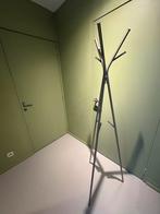 Kapstok, Enlèvement, Comme neuf