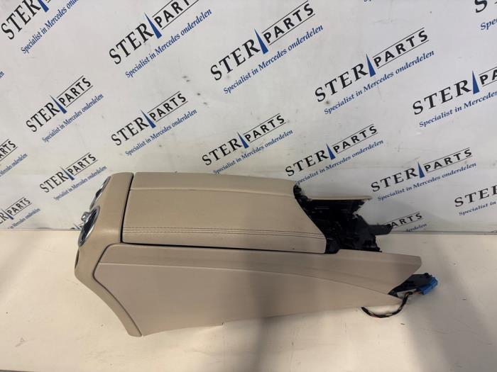 Middenconsoles van een Mercedes C-Klasse, Auto-onderdelen, Interieur en Bekleding, Mercedes-Benz, Gebruikt, 3 maanden garantie
