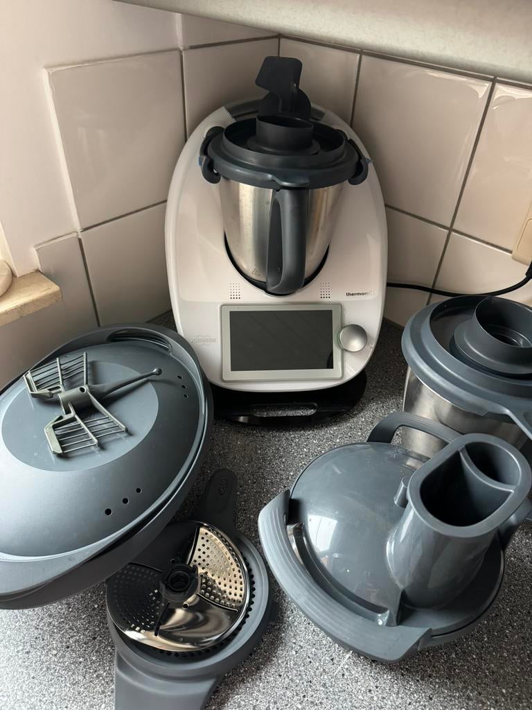 Thermomix 6, Electroménager, Mélangeurs de cuisine, Comme neuf, 2 à 3 litres, 3 vitesses ou plus, Résiste au lave-vaisselle, Enlèvement