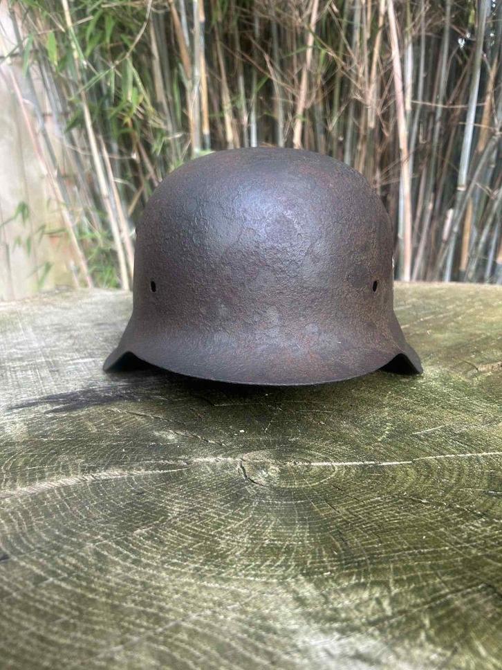 Originele Duitse M42 helm, adelaar in reproductie, Verzamelen, Militaria | Tweede Wereldoorlog, Overige soorten, Ophalen of Verzenden