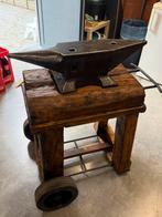 Aambeeld ( pronkstuk ), Enlèvement