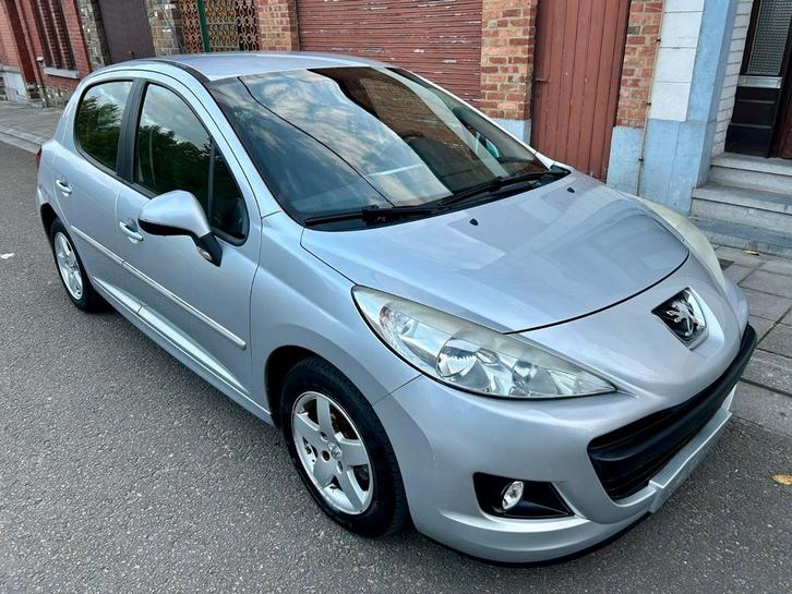 Peugeot 207 1.4i Essence 134.000km 5portes Airco Année 2013✅, Auto's, Peugeot, Particulier, ABS, Airbags, Alarm, Boordcomputer