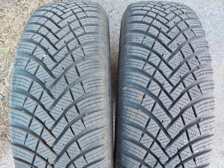 Winterbanden Hankook 215 65 16, Auto-onderdelen, Banden en Velgen, Band(en), Winterbanden, 16 inch, 215 mm, Terreinwagen, Gebruikt
