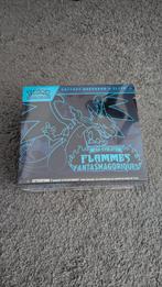 ETB ME2 Dracaufeu. Coffret Dresseur Pokémon Flammes, Hobby & Loisirs créatifs, Jeux de cartes à collectionner | Pokémon, Enlèvement ou Envoi