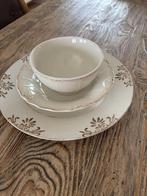Beige nieuw servies 12 personen, Huis en Inrichting, Ophalen, Nieuw, Keramiek, Compleet servies