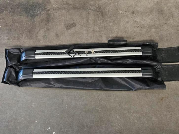Barres de toit d'origine Land Rover Discovery Sport de 2014, Auto diversen, Dakdragers, Zo goed als nieuw, Ophalen