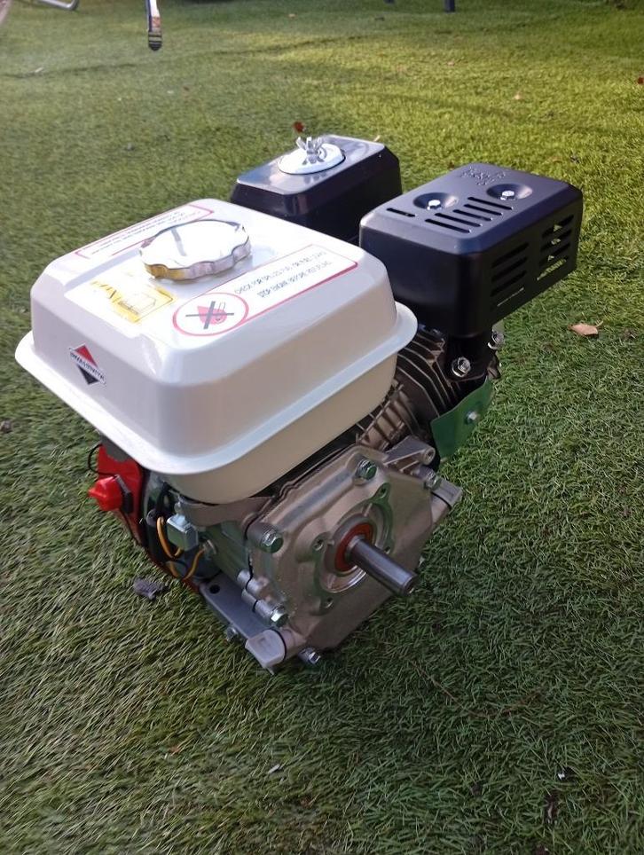 benzine motor 4 takt 7,5 pk 212 cc, Doe-het-zelf en Bouw, Motoren, Nieuw, Benzinemotor, 1800 rpm of meer, Ophalen