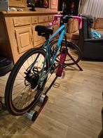 GravelBike+TrainerComboForSale Ideal For IndoorWinterTraning, Fietsen en Brommers, Ophalen, Zo goed als nieuw