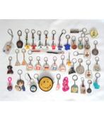Lot de 40 porte-clés vintage & récents dont 30 publicitaires, Utilisé, Enlèvement ou Envoi