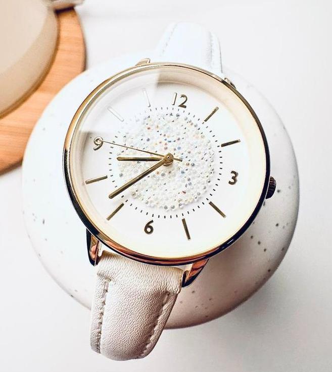 Dameshorloge met Swarovski-kristallen, Handtassen en Accessoires, Horloges | Dames, Nieuw, Polshorloge, Overige merken, Kunststof