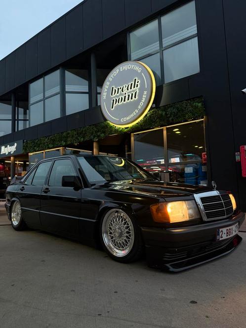 Mercedes Benz 190E, Auto's, Mercedes-Benz, Particulier, 190-Serie, Benzine, Handgeschakeld, Zilver of Grijs, Zwart, Onderhoudsboekje