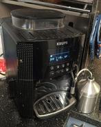 Krups Expresso koffie automaat (bonen) met melk schuimer, Elektronische apparatuur, Koffiezetapparaten, Koffiemachine, Ophalen