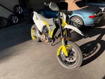 husqvarna 701 Supermoto beschikbaar voor biedingen
