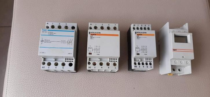 Contactor relais instalatierelais en MicroRex D21 Legrand, Hobby en Vrije tijd, Elektronica-componenten, Verzenden