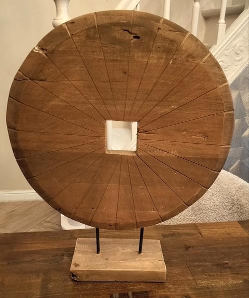 Decoratief houten wiel op voet – unieke rustieke blikvanger, Antiek en Kunst, Kunst | Beelden en Houtsnijwerken, Ophalen