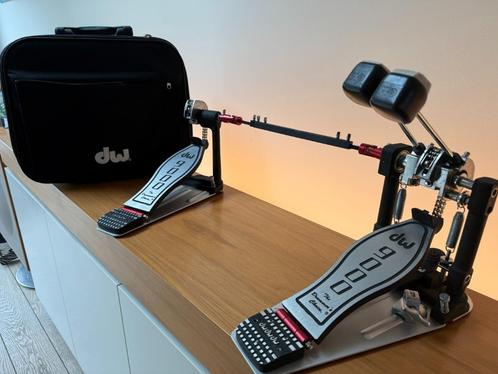 DW 9002 Double Pedal / Heel goeie staat, Musique & Instruments, Batteries & Percussions, Comme neuf, Autres marques, Enlèvement ou Envoi