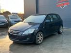 Kia Ceed 1.6i Airco Digitaal, Auto's, Kia, Testrit aan huis, 1591 cc, 4 cilinders, Zwart