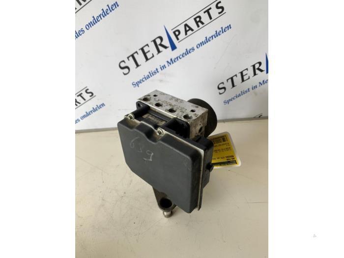 ABS Pomp van een Mercedes Vito, Auto-onderdelen, Elektronica en Kabels, Mercedes-Benz, Gebruikt, 3 maanden garantie, Ophalen of Verzenden