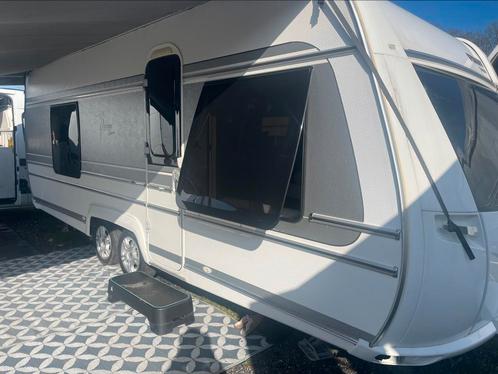 Fendt Bijoux, Caravans en Kamperen, Caravans, Particulier, tot en met 4, Overige, Fendt, Frans bed, Hefbed, Lengtebed, Omvormbare zithoek