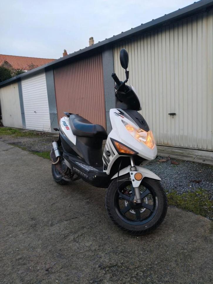 2016 Keeway ry6, Fietsen en Brommers, Scooters | Overige merken, Gebruikt, Klasse B (45 km/u), Benzine, Ophalen